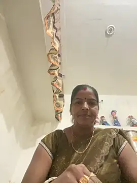 Snapshot of Sapnahot34 chatting on November 6, 4:13 am Sapnahot34 online show from November 6, 4:13 am