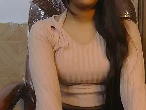 Snapshot of priti_singhaniya chatting on November 25, 5:40 am priti singhaniya online show from November 25, 5:40 am