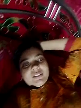 ayesha0001122 online show from October 17, 3:53 am