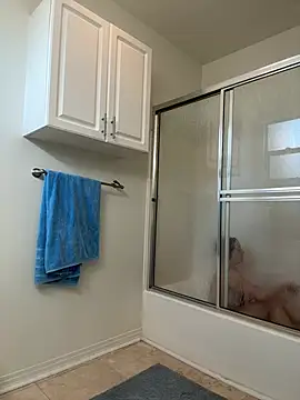 Snapshot of MalibuMilfy chatting on January 15, 5:27 pm MalibuMilfy online show from January 15, 5:27 pm