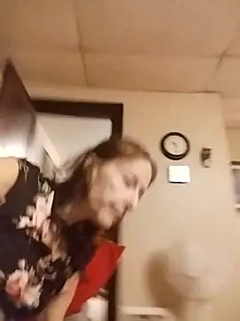 Snapshot of Spicylady1234 chatting on December 21, 4:30 am Spicylady1234 online show from December 21, 4:30 am