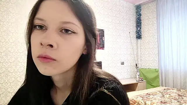 babylilcute online show from October 11, 11:20 am