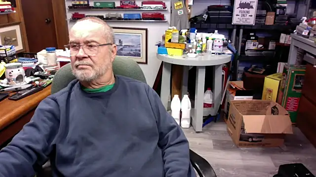 Snapshot of Jcaspen chatting on February 12, 2:23 pm Jcaspen online show from February 12, 2:23 pm