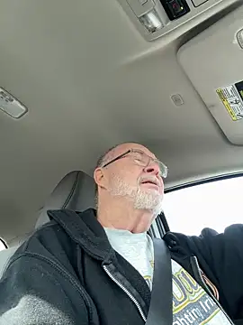 Snapshot of Jcaspen chatting on February 16, 8:05 pm Jcaspen online show from February 16, 8:05 pm