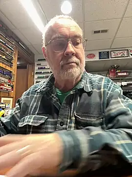 Snapshot of Jcaspen chatting on February 19, 2:24 pm Jcaspen online show from February 19, 2:24 pm