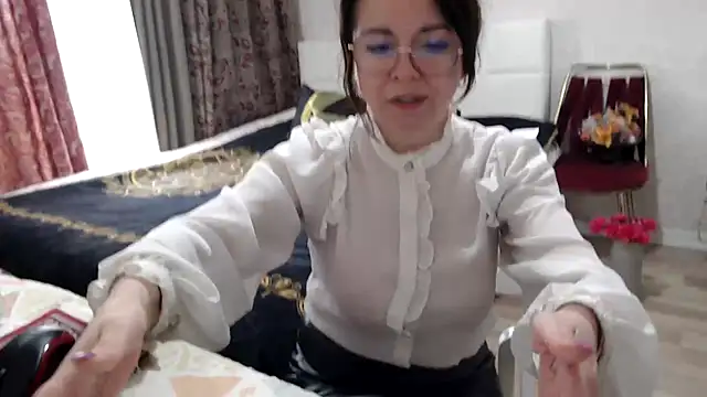 Arisa5000 online show from April 8, 9:53 am