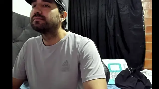 coolfriki online show from November 27, 5:42 am