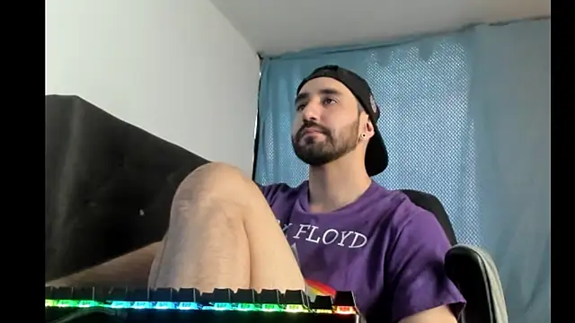 coolfriki online show from February 7, 5:16 pm