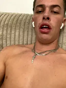 Snapshot of Bigflex1738 chatting on October 31, 6:53 pm Bigflex1738 online show from October 31, 6:53 pm