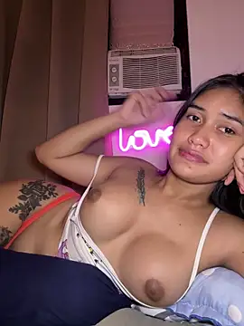 lubotakoxx online show from February 6, 9:56 am