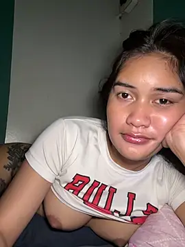 lubotakoxx online show from March 12, 9:15 am