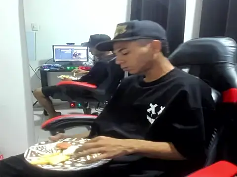 Snapshot of Baby_Latin chatting on October 17, 3:20 am Baby Latin online show from October 17, 3:20 am