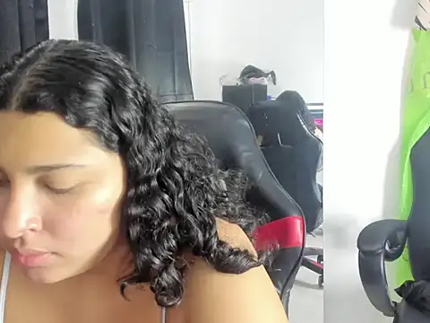 Snapshot of Baby_Latin chatting on December 5, 7:54 pm Baby Latin online show from December 5, 7:54 pm