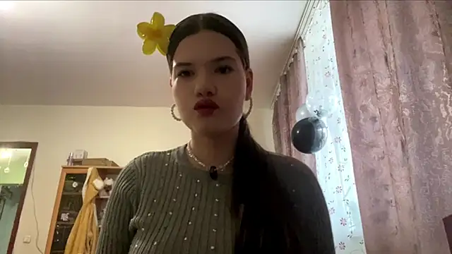 Snapshot of AlmetaBradicich chatting on October 8, 6:44 am AlmetaBradicich online show from October 8, 6:44 am