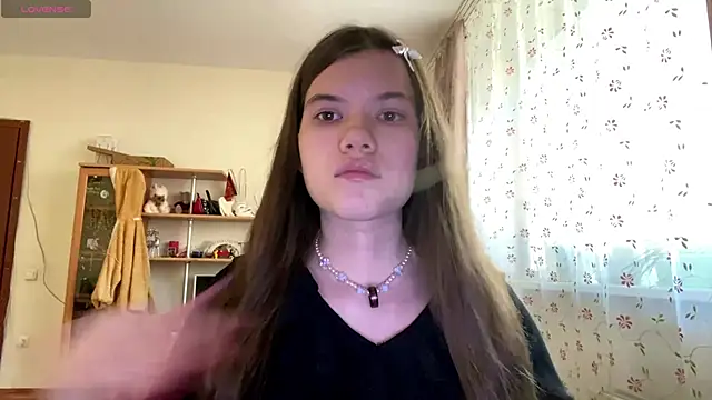 Snapshot of AlmetaBradicich chatting on October 20, 6:03 am AlmetaBradicich online show from October 20, 6:03 am