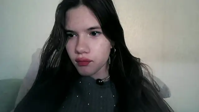 Snapshot of AlmetaBradicich chatting on October 25, 5:59 am AlmetaBradicich online show from October 25, 5:59 am