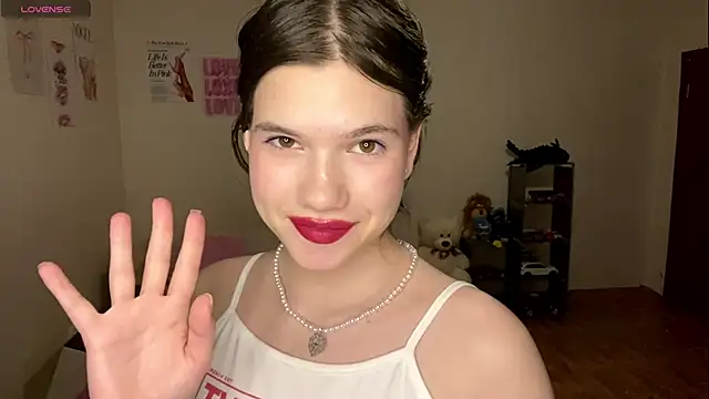 Snapshot of AlmetaBradicich chatting on November 12, 3:23 pm AlmetaBradicich online show from November 12, 3:23 pm