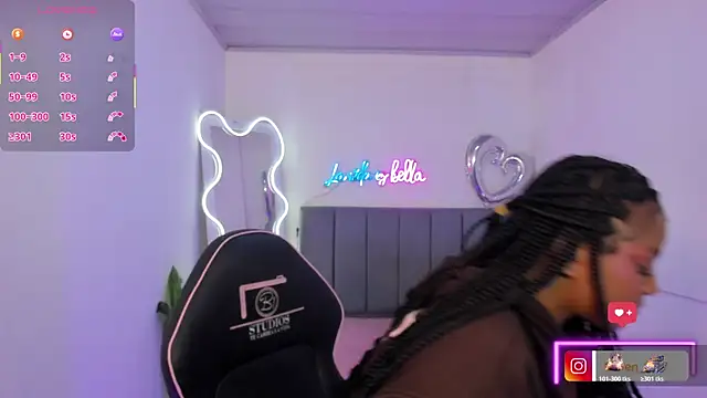 THIANA TAY online show from December 3, 3:03 am