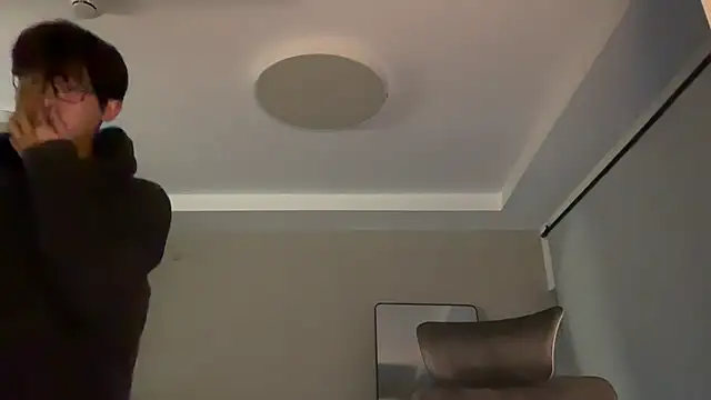 iambennet online show from December 14, 5:24 am