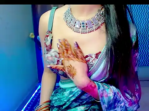 Snapshot of Roiseeee chatting on February 8, 5:22 am Roiseeee online show from February 8, 5:22 am