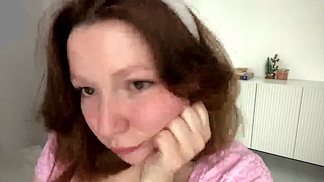 Snapshot of TamekiaSamii chatting on November 14, 7:07 am TamekiaSamii online show from November 14, 7:07 am