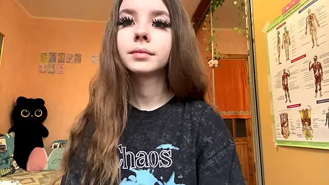 EhtelBiondi online show from November 10, 8:13 am