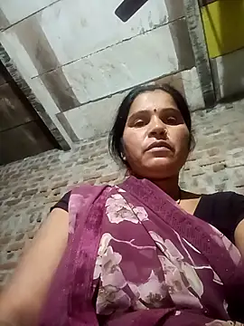 Snapshot of Nm_sanjna chatting on April 20, 11:28 pm Nm sanjna online show from April 20, 11:28 pm