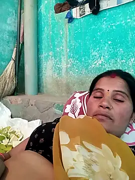 Snapshot of Nm_sanjna chatting on May 23, 6:18 am Nm sanjna online show from May 23, 6:18 am