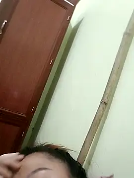 Snapshot of Ducky27021991 chatting on October 14, 6:03 am Ducky27021991 online show from October 14, 6:03 am