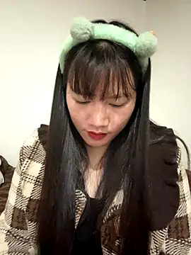 TrangNemo online show from December 18, 10:38 pm