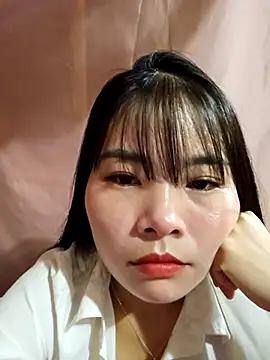 Snapshot of Mylove-here chatting on November 18, 1:44 am Mylove-here online show from November 18, 1:44 am