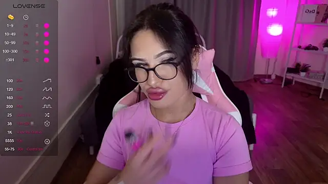 ShayLisse online show from November 30, 4:38 am