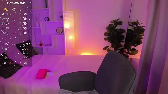 Snapshot of BlackSabbath_ chatting on November 10, 10:20 pm BlackSabbath online show from November 10, 10:20 pm