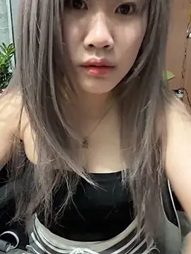 Beyeuuu online show from April 13, 1:55 am