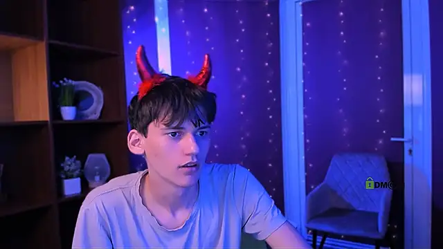 rico steel online show from November 10, 9:36 pm