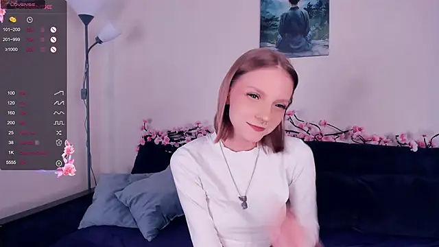 Snapshot of Golden_dawn chatting on October 16, 7:20 am Golden dawn online show from October 16, 7:20 am