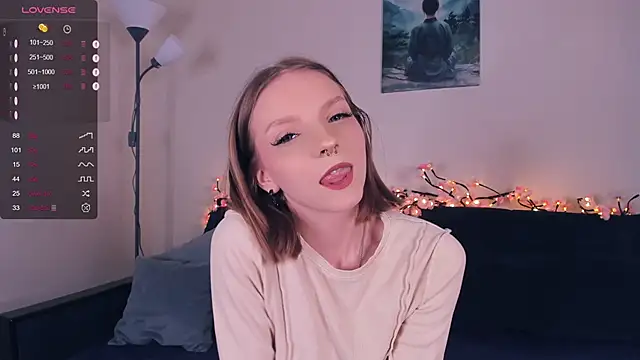 Snapshot of Golden_dawn chatting on October 17, 7:22 am Golden dawn online show from October 17, 7:22 am