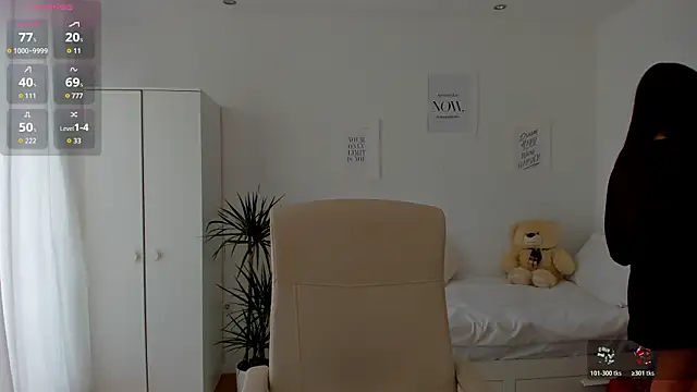 bubbledoll77 online show from April 1, 8:15 am