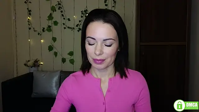 Rita lovvylyou online show from October 28, 6:28 am