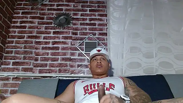 jordan bigcock  online show from March 23, 11:25 am