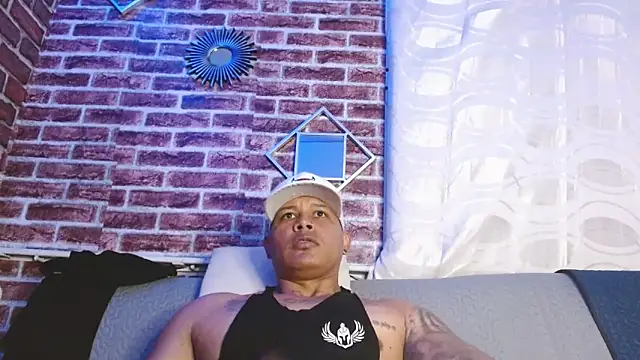 jordan bigcock  online show from April 1, 4:13 am