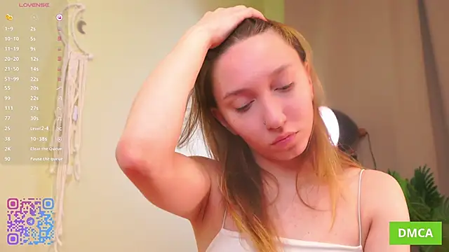 Snapshot of JohnetteConstine chatting on November 7, 5:07 am JohnetteConstine online show from November 7, 5:07 am