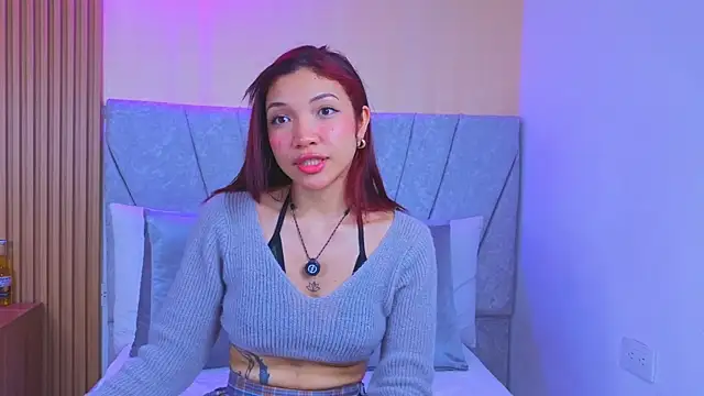 Snapshot of celeste_collins_ chatting on June 30, 3:29 am celeste collins online show from June 30, 3:29 am