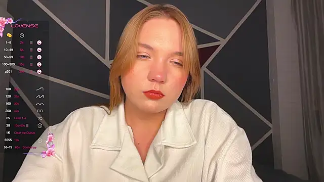 RebeccaEglitis online show from January 12, 4:56 pm