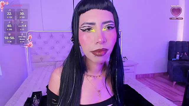 Snapshot of Nina_fox_0691 chatting on June 18, 5:50 pm Nina fox 0691 online show from June 18, 5:50 pm