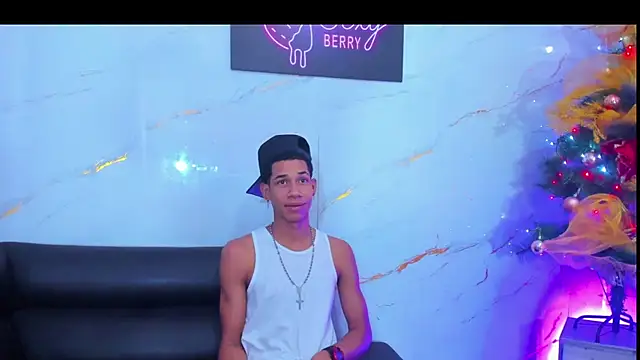 Little nicoll online show from November 28, 10:45 pm