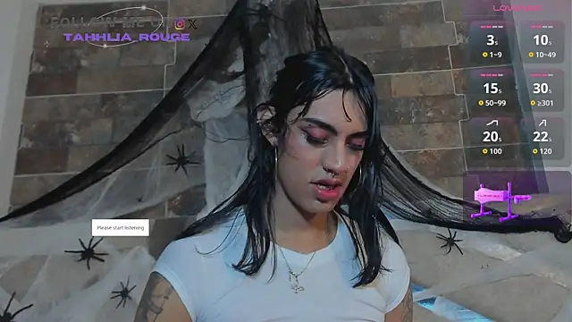 tahhlia rouge online show from October 30, 7:03 pm