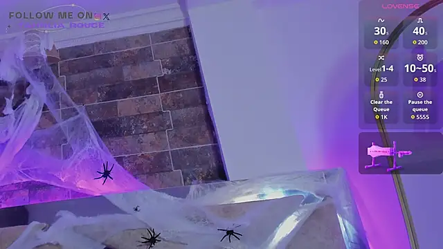 tahhlia rouge online show from November 1, 6:54 pm