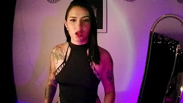 LunaAdamsx online show from November 5, 10:15 am