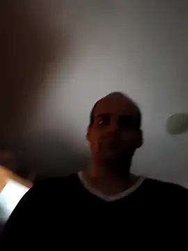 Snapshot of Pumbato chatting on October 28, 4:38 am Pumbato online show from October 28, 4:38 am